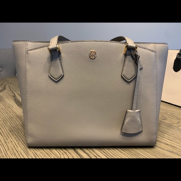 Tory Burch Robinson Purse / Slim Wallet Bundle - Picture 3 of 10